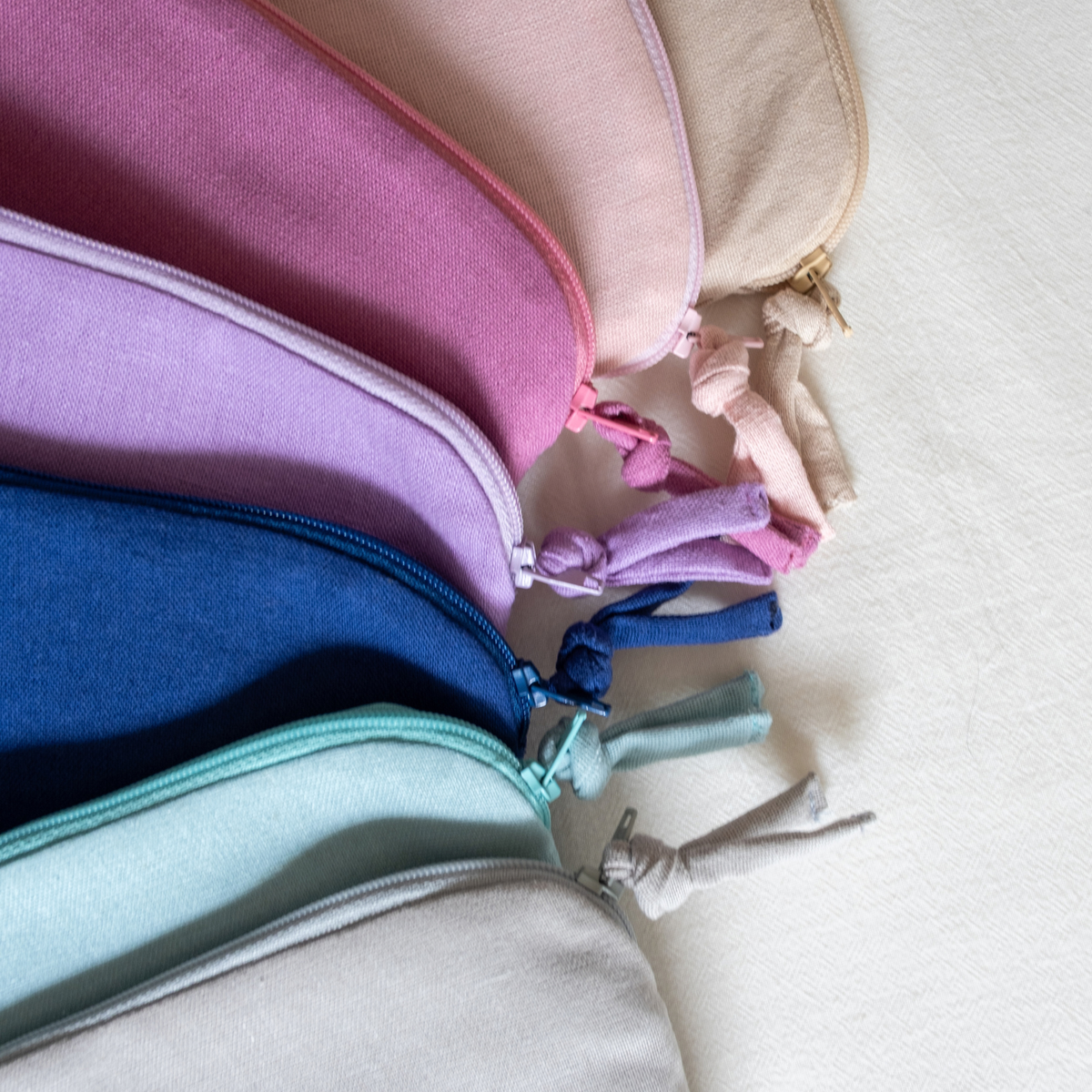 Customize New curve pouch