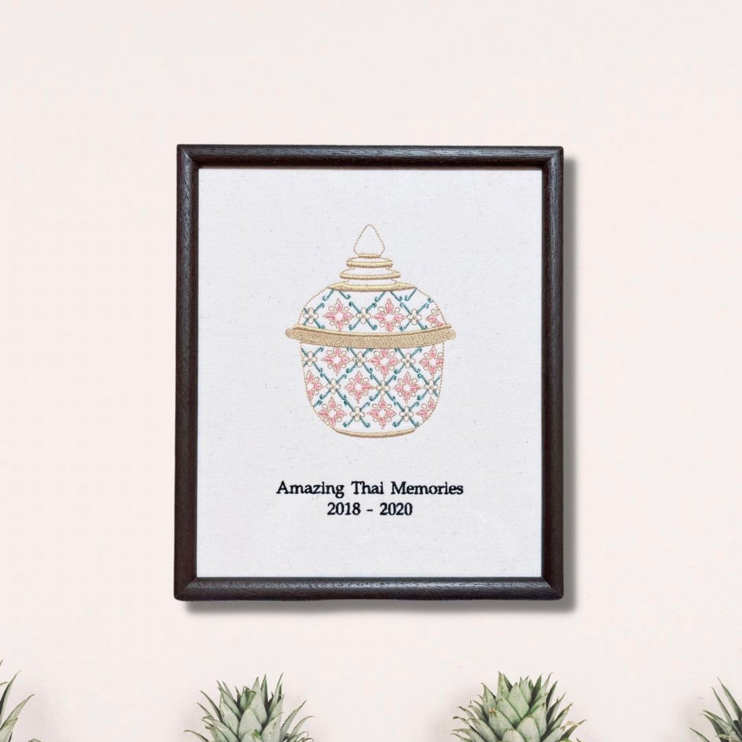 Benjarong stitch frame